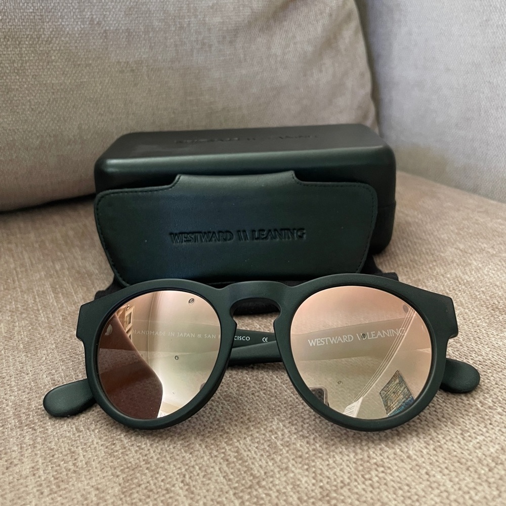 Westward Leaning Pink Mirrored Sunglasses NWOT